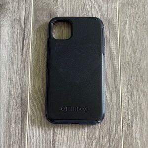 OtterBox Sleek Black Phone Case for IPhone 11